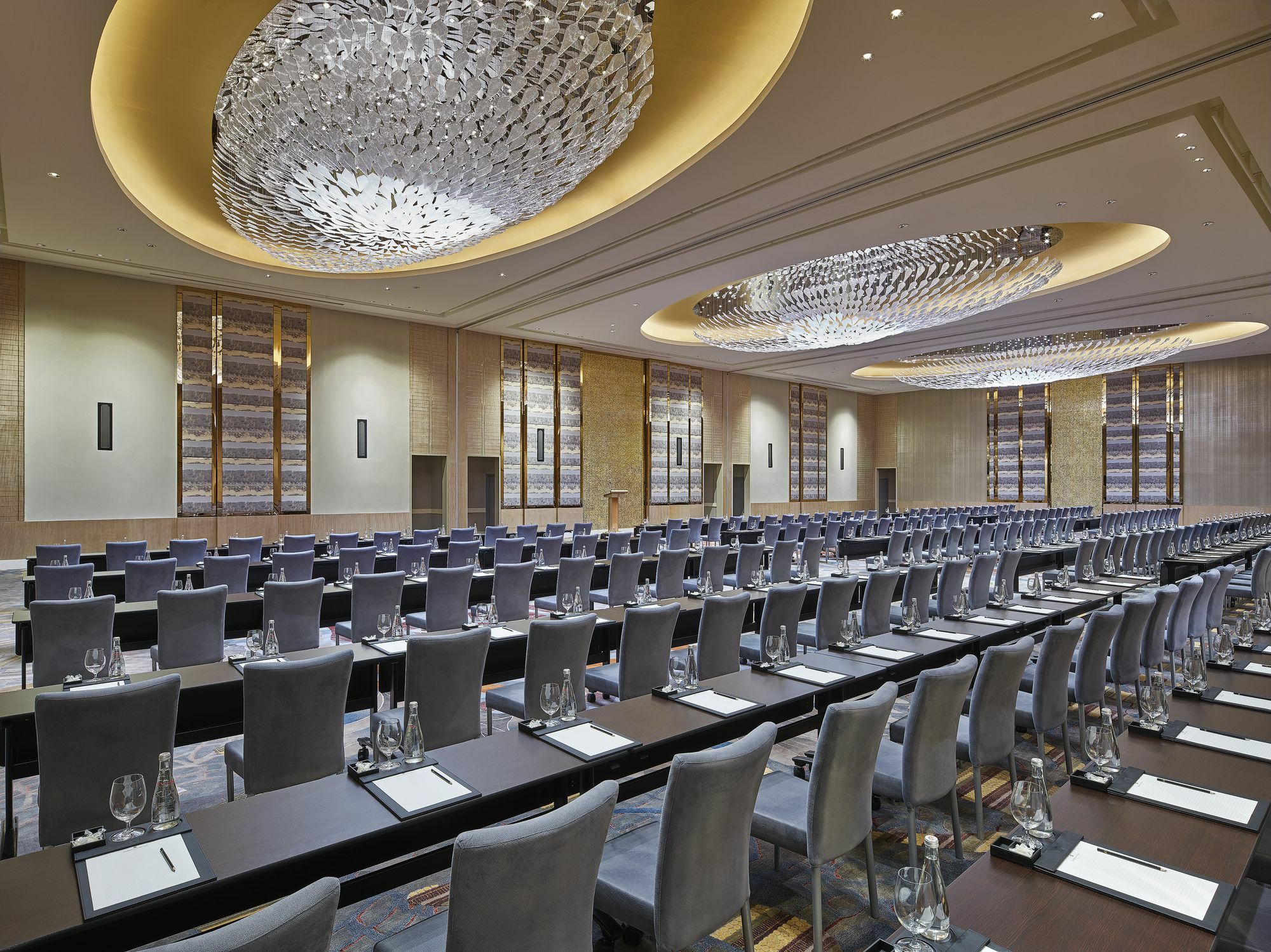 טאגיג Shangri-La Residences The Fort, Manila מראה חיצוני תמונה